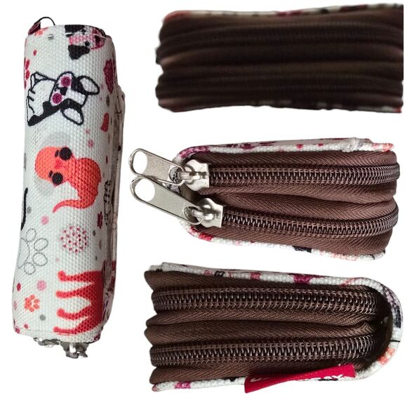 New Women’s Juniors Girl’s Unionbay Cat & Dogs Small Zip Around Wallet EUC - Picture 2 of 6